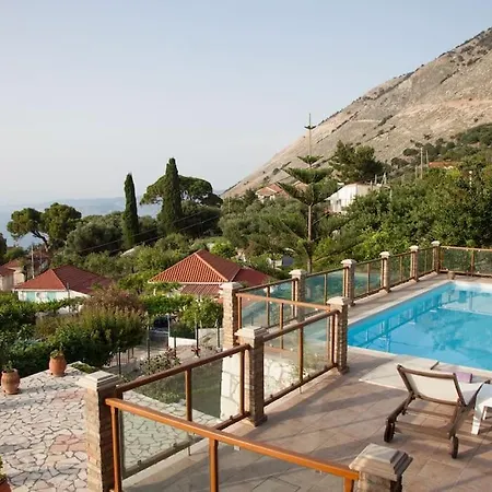 Aurelia Kefalonia * Angon